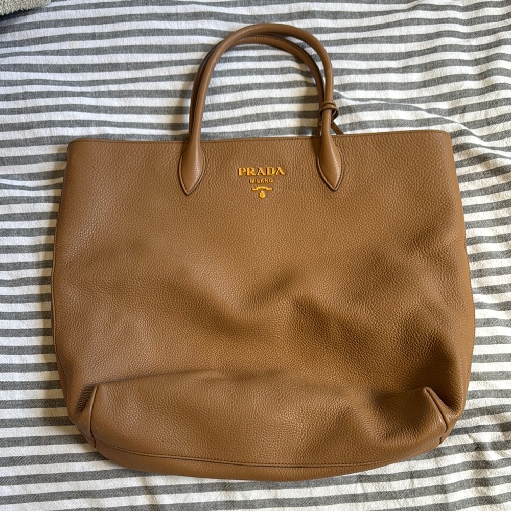 Prada Vitello Daino convertible shopping tote Bag
